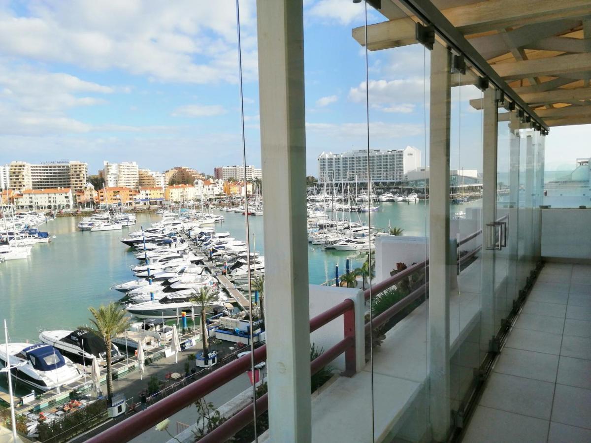 Marina Triplex Luxurious Apartment *